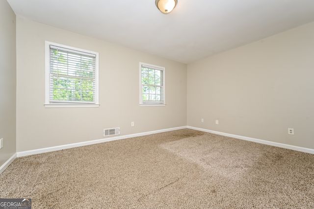 2216 Country Club Drive SE, Conyers, GA 30013