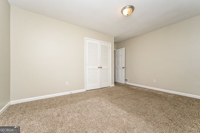 2216 Country Club Drive SE, Conyers, GA 30013