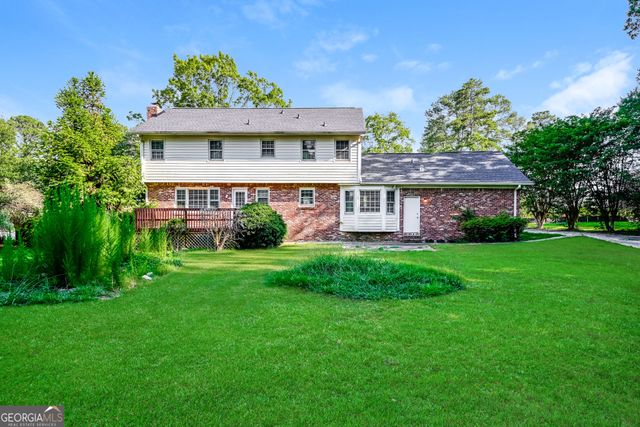2216 Country Club Drive SE, Conyers, GA 30013