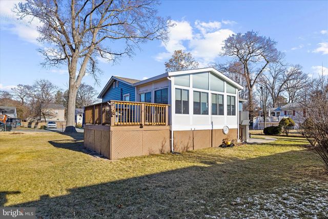 675 211TH ST, Pasadena, MD 21122