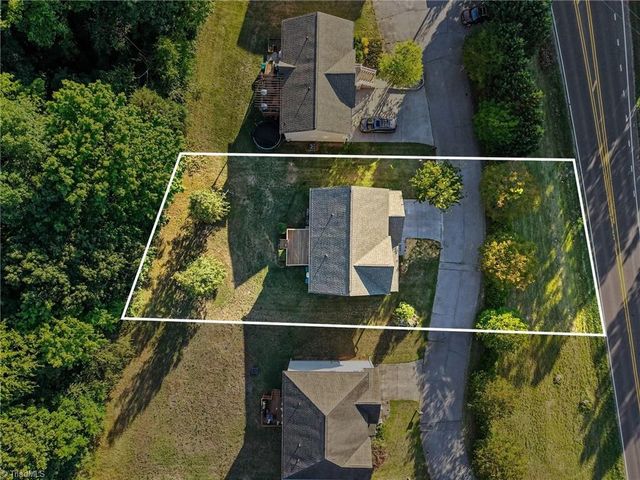 787 Haven way Court, Winston-salem, NC 27103