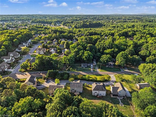 787 Haven way Court, Winston-salem, NC 27103