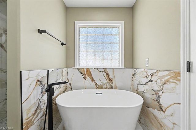 787 Haven way Court, Winston-salem, NC 27103