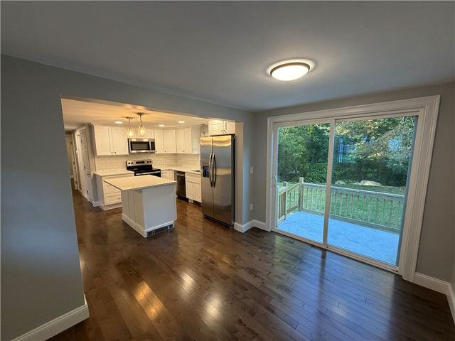 65 Angus Street, Coventry, RI 02816