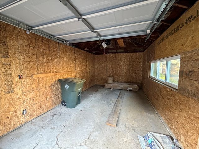 65 Angus Street, Coventry, RI 02816