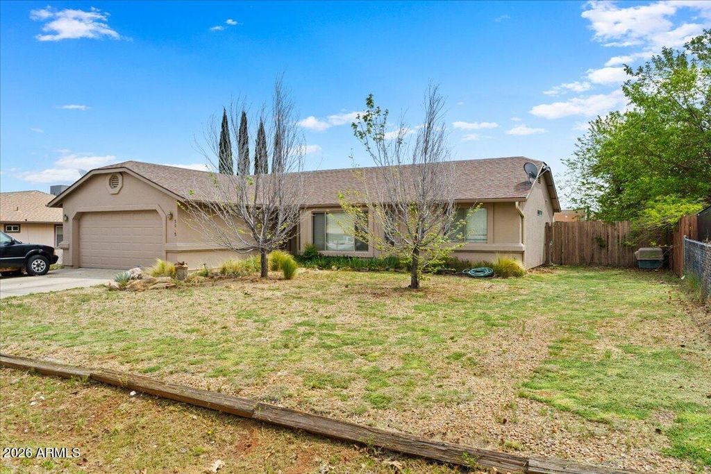 Image 3 of property listing at 3055 N Cedar Springs Lane, Prescott Valley, AZ 86314