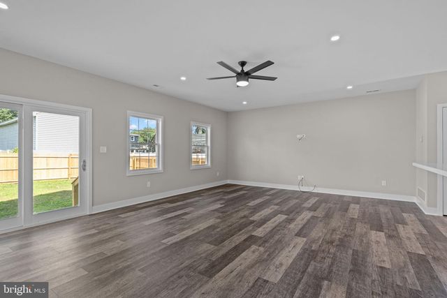 1206 PLYMOUTH AVE, Bristol, PA 19007