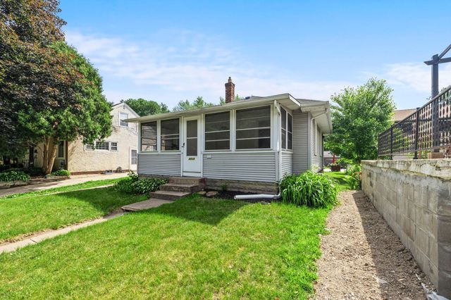 4939 41st Avenue S, Minneapolis, MN 55417