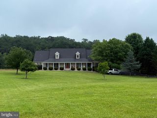 850 DICKS HOLLOW RD, Winchester, VA 22603