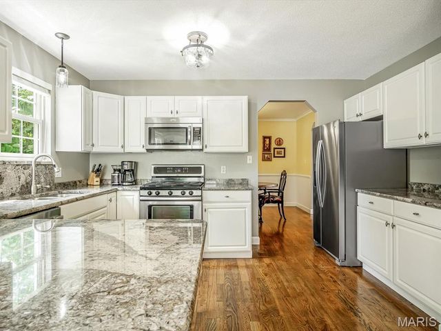 716 Sundance Trail, Troy, IL 62294