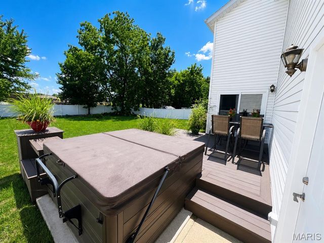 716 Sundance Trail, Troy, IL 62294