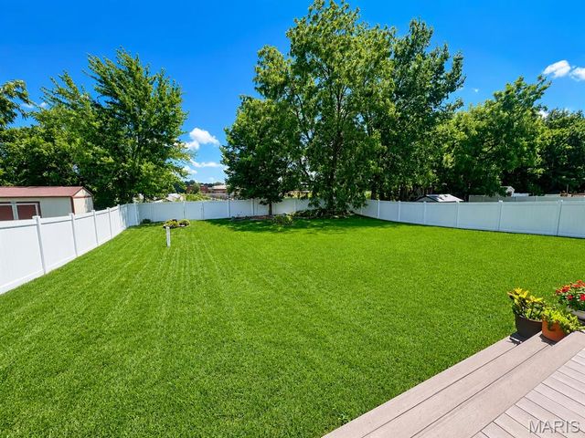 716 Sundance Trail, Troy, IL 62294