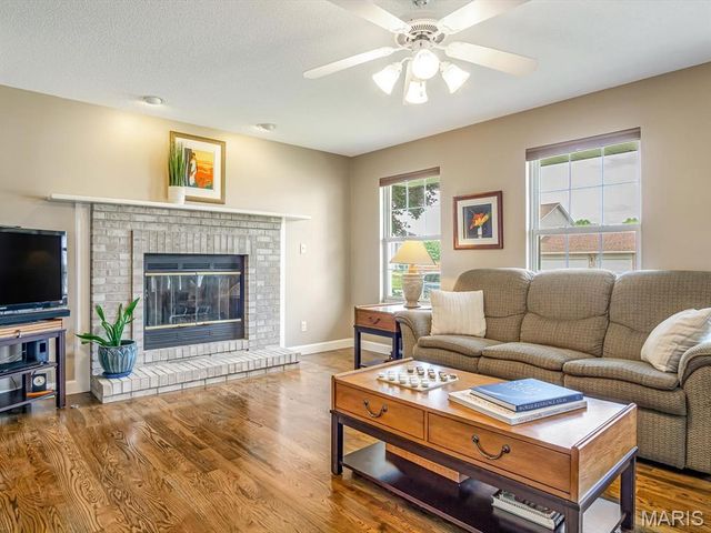 716 Sundance Trail, Troy, IL 62294