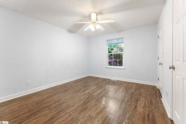 52 Charterhouse Avenue, Piedmont, SC 29673