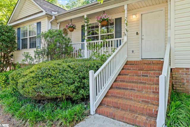52 Charterhouse Avenue, Piedmont, SC 29673