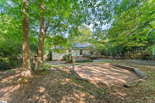 52 Charterhouse Avenue, Piedmont, SC 29673