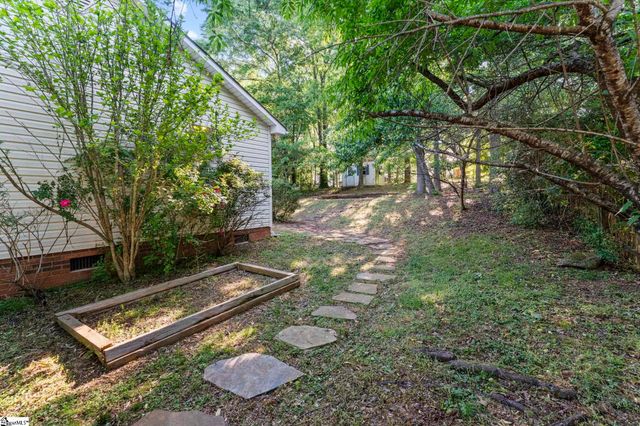 52 Charterhouse Avenue, Piedmont, SC 29673