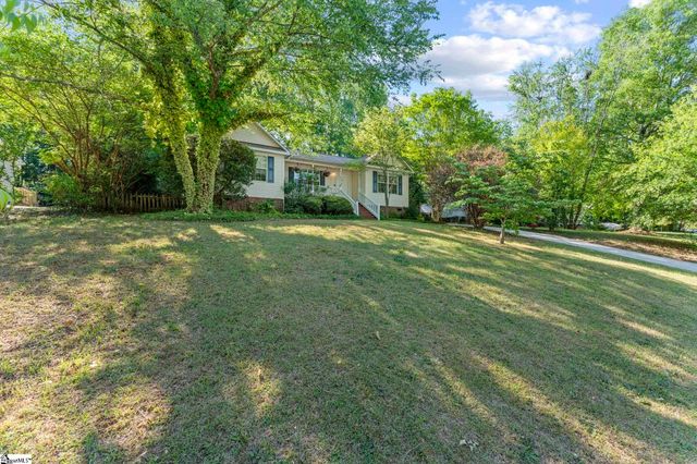 52 Charterhouse Avenue, Piedmont, SC 29673