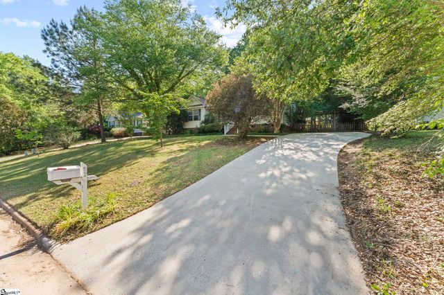 52 Charterhouse Avenue, Piedmont, SC 29673