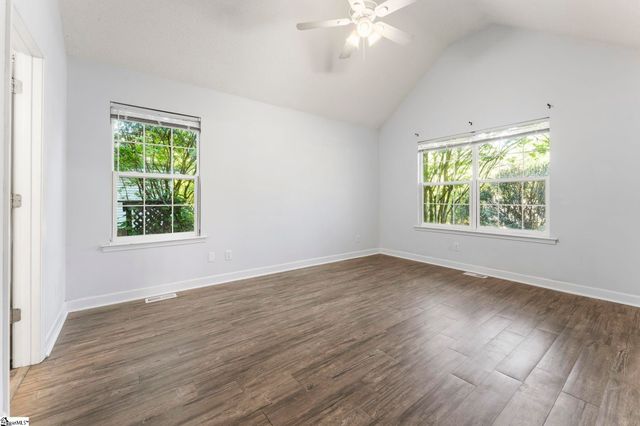 52 Charterhouse Avenue, Piedmont, SC 29673