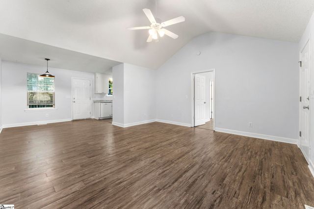 52 Charterhouse Avenue, Piedmont, SC 29673