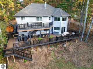 3250 Tibbets Drive, Traverse City, MI 49696