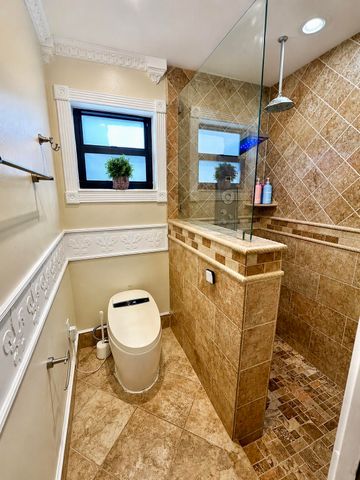 6995 NW 5TH Avenue, Boca Raton, FL 33487