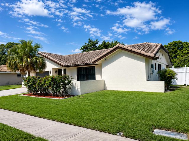 6995 NW 5TH Avenue, Boca Raton, FL 33487