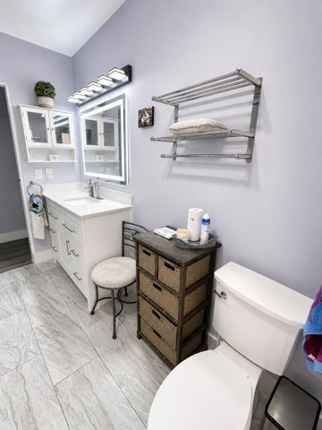 6995 NW 5TH Avenue, Boca Raton, FL 33487