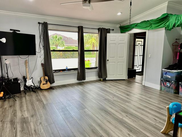6995 NW 5TH Avenue, Boca Raton, FL 33487