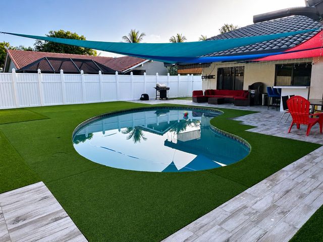 6995 NW 5TH Avenue, Boca Raton, FL 33487