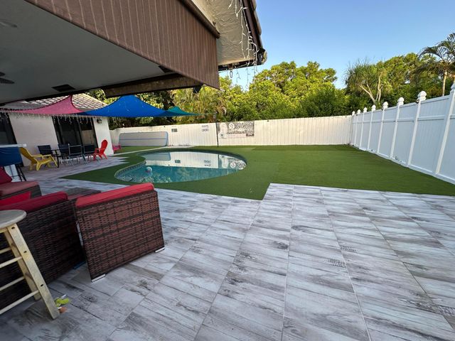 6995 NW 5TH Avenue, Boca Raton, FL 33487