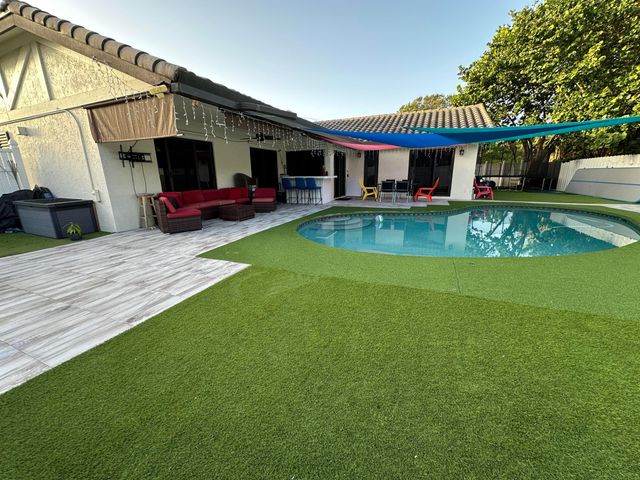 6995 NW 5TH Avenue, Boca Raton, FL 33487
