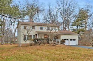 2 Rone Court, New City, NY 10956
