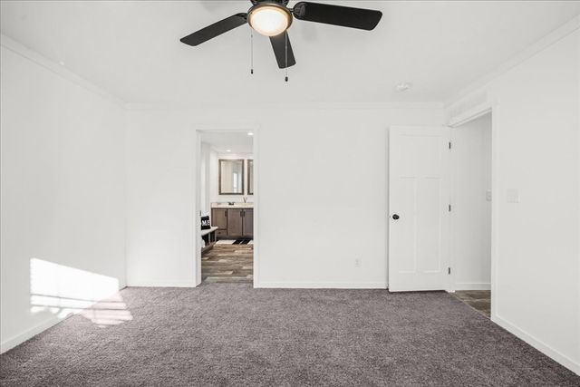 6 Berry Farms Road 63, Sturbridge, MA 01566