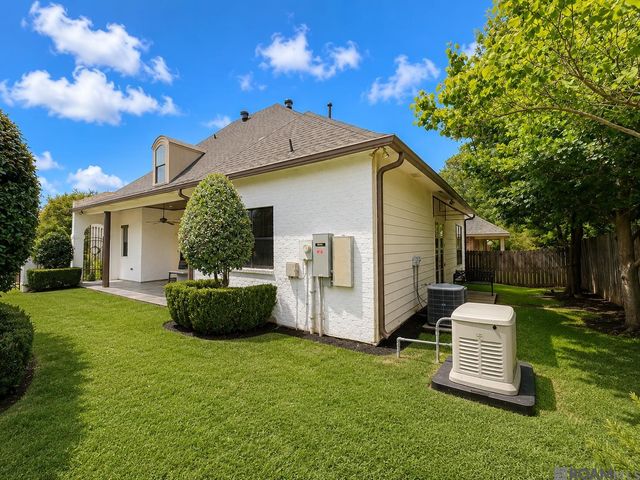 6211 Old Creek Ave, Baton Rouge, LA 70808