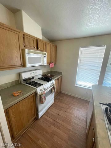 3560 Estes Park Drive, Las Vegas, NV 89122