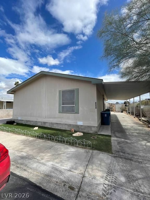 3560 Estes Park Drive, Las Vegas, NV 89122