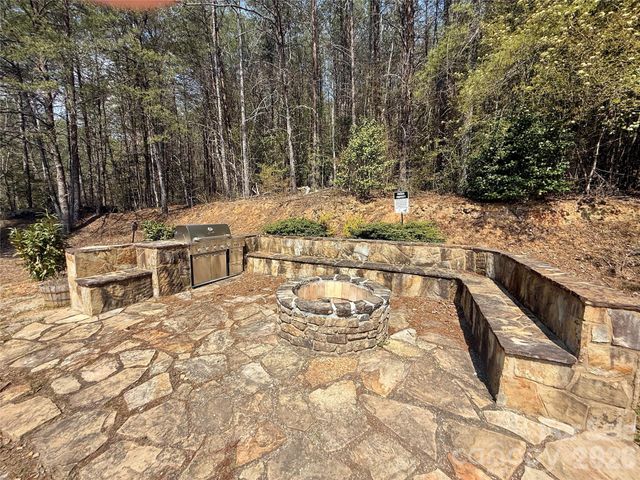 2494 Ivy Rays Way 41, Nebo, NC 28761