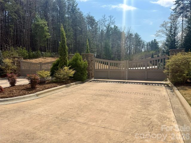 2494 Ivy Rays Way 41, Nebo, NC 28761