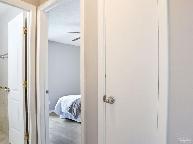 2811 Langley Ave 221, Pensacola, FL 32504