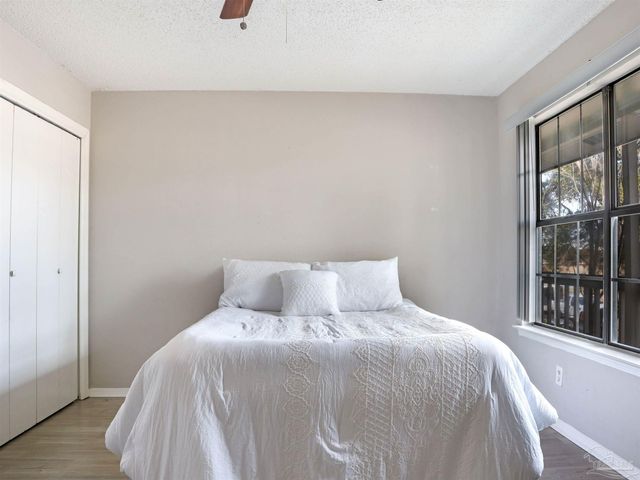 2811 Langley Ave 221, Pensacola, FL 32504