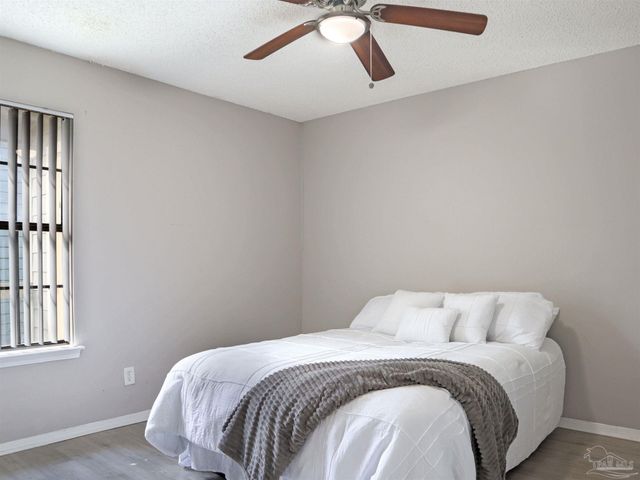 2811 Langley Ave 221, Pensacola, FL 32504