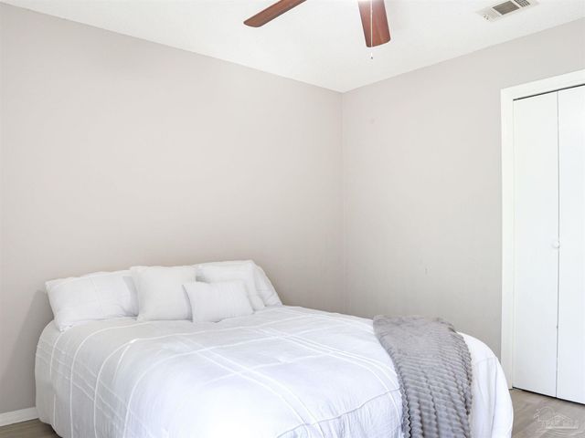 2811 Langley Ave 221, Pensacola, FL 32504