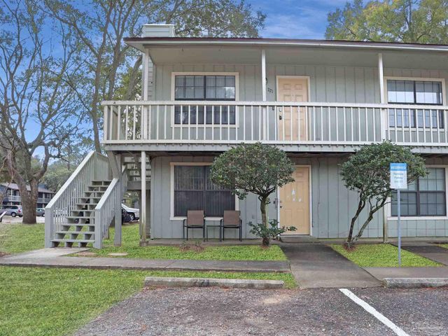 2811 Langley Ave 221, Pensacola, FL 32504