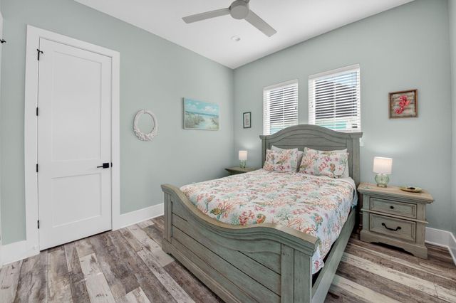 3815 Sea Breeze Lane, Galveston, TX 77554