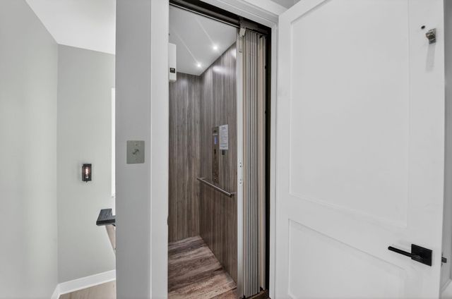 3815 Sea Breeze Lane, Galveston, TX 77554