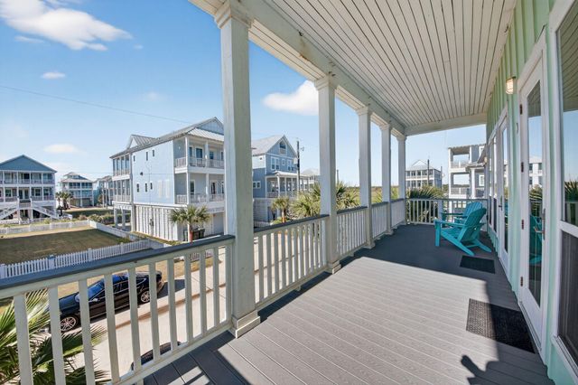 3815 Sea Breeze Lane, Galveston, TX 77554