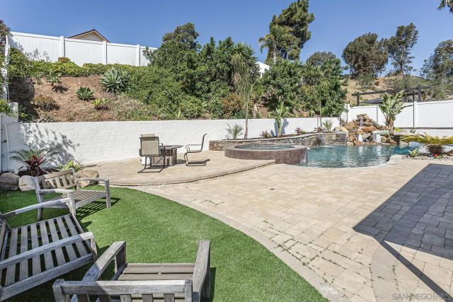 1614 Myra Ct, Chula Vista, CA 91911