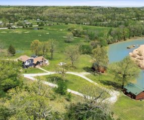 5421 Highway 143, Berryville, AR 72616